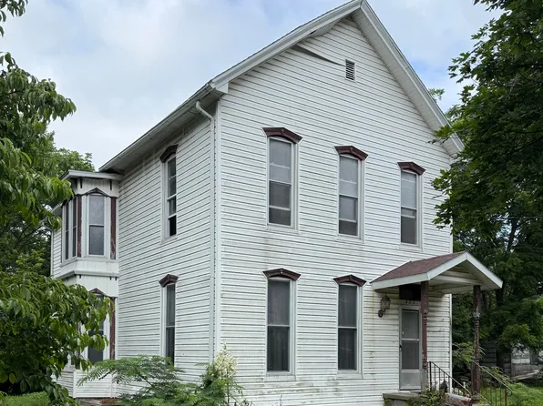 405 N Walnut Street, Pierce City, MO 65723