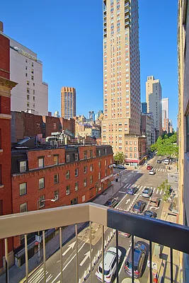 Rented by Living New York | media 32