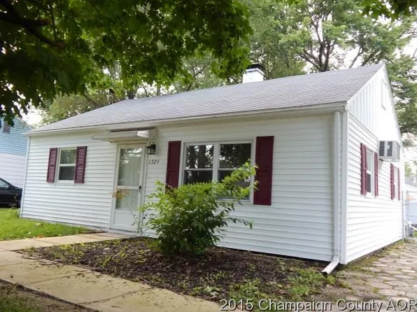 1325 Fairlawn Dr, Rantoul, IL 61866