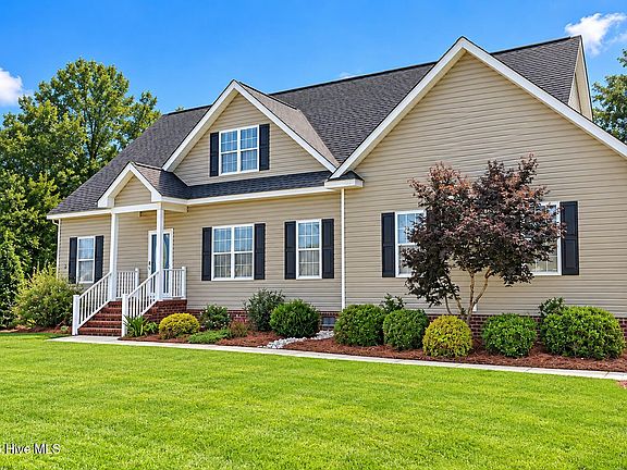 2nd image of 2285 Meadowlark Road
