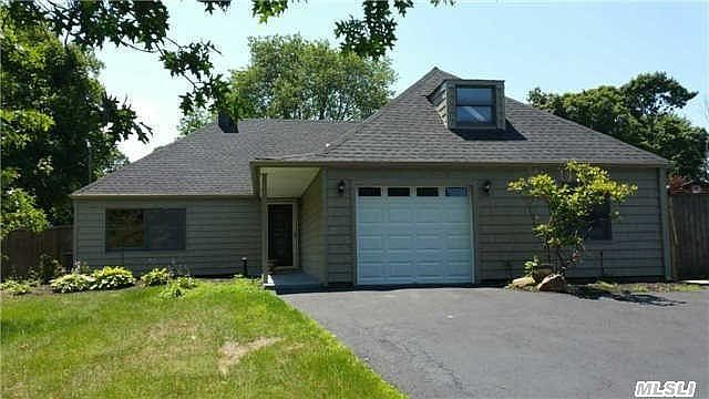 1st image of 118 Serpentine Ln
