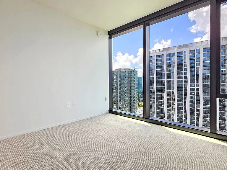 333 Ward Ave #3404 — Photo 7