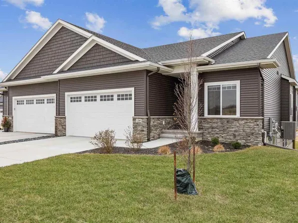 1285 Berkshire Ln, North Liberty, IA 52317