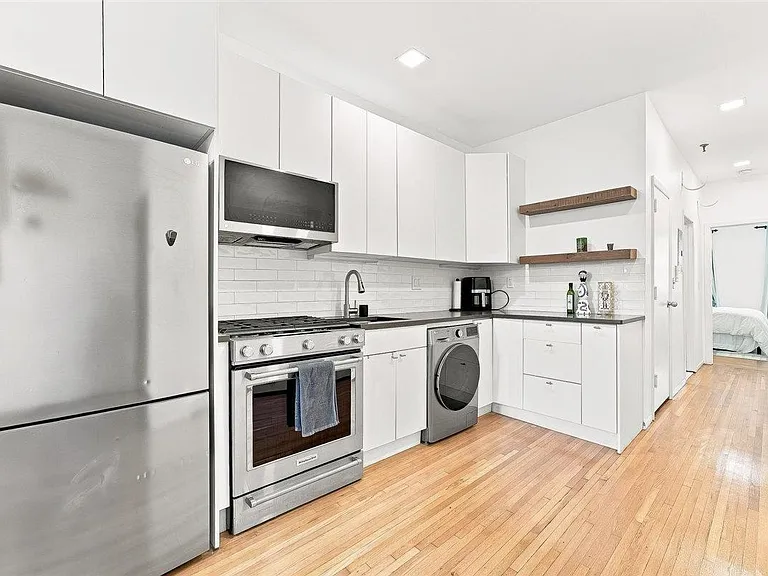 554 Observer Hwy #3R — Photo 11