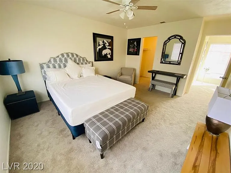 1690 E University Ave #8 — Photo 12