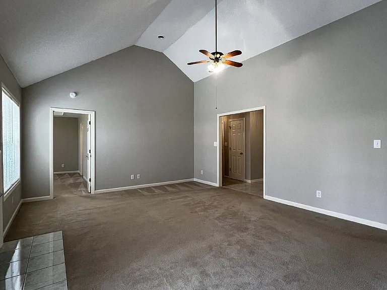 3427 Poplar Hl — Photo 49