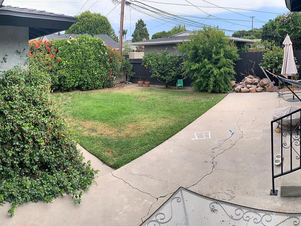 2nd image of 2844 Palo Verde Ave