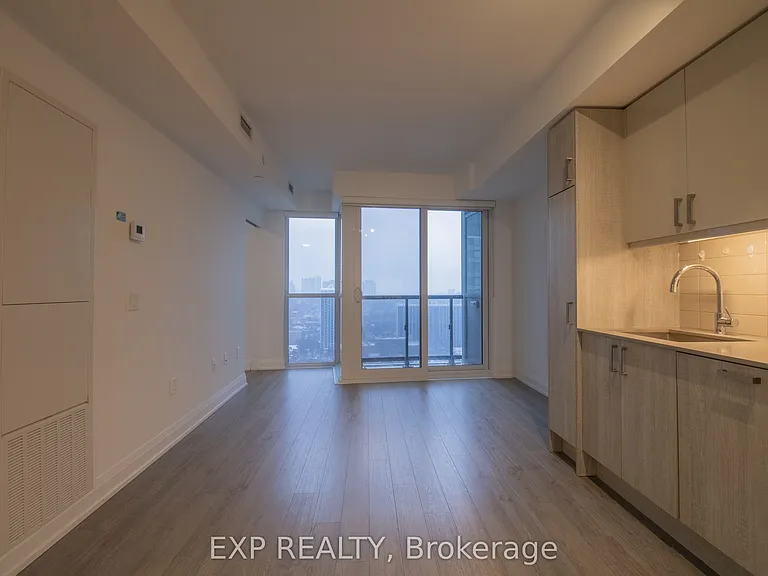 77 Mutual St #2210 — Photo 15