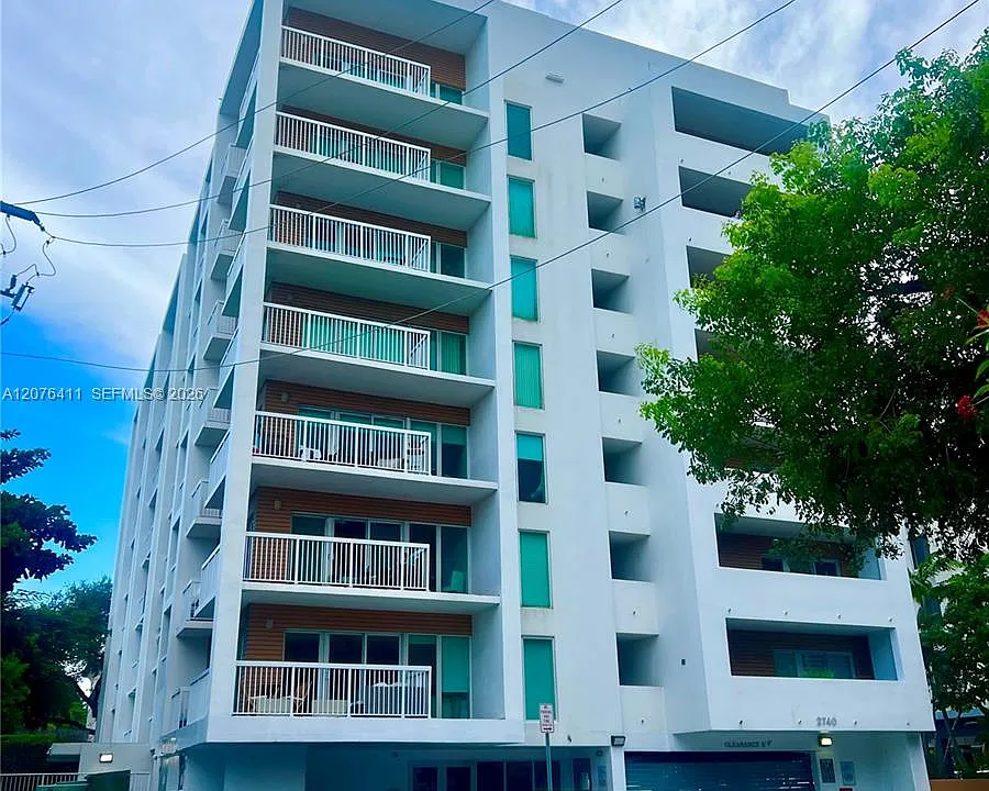 2740 SW 28th Ter #503