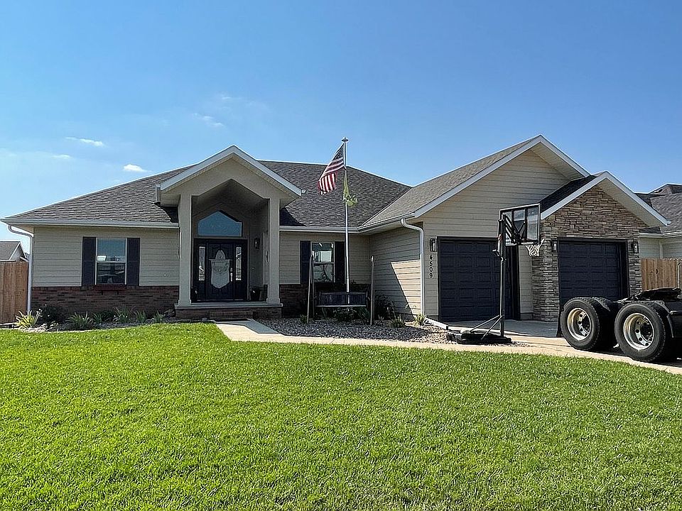 4509 Vista Dr, Hays, KS 67601 Zillow