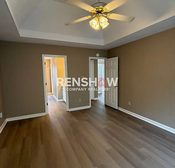 194 Pennington Pl — Photo 3