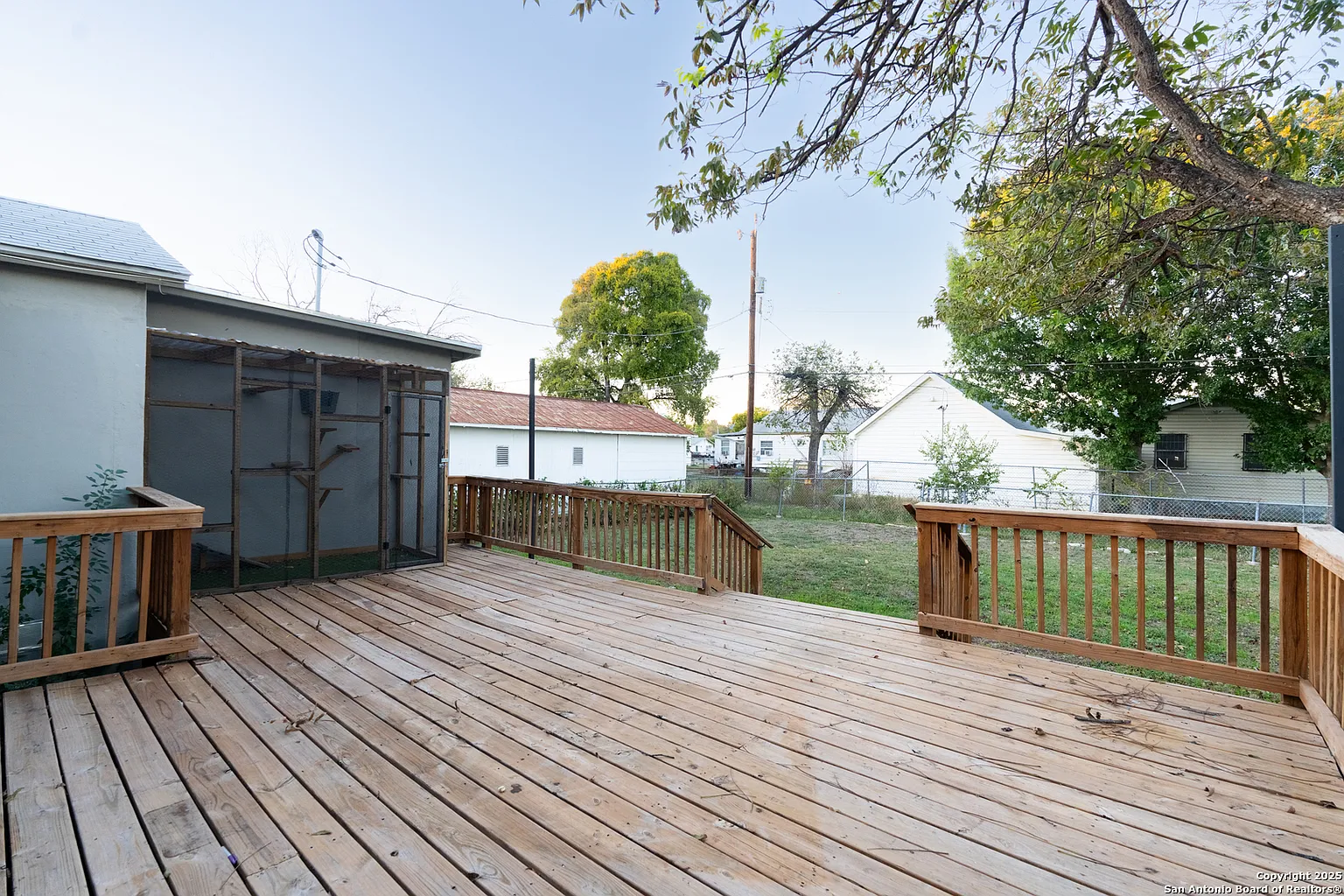2519 W Huisache Ave — photo 16