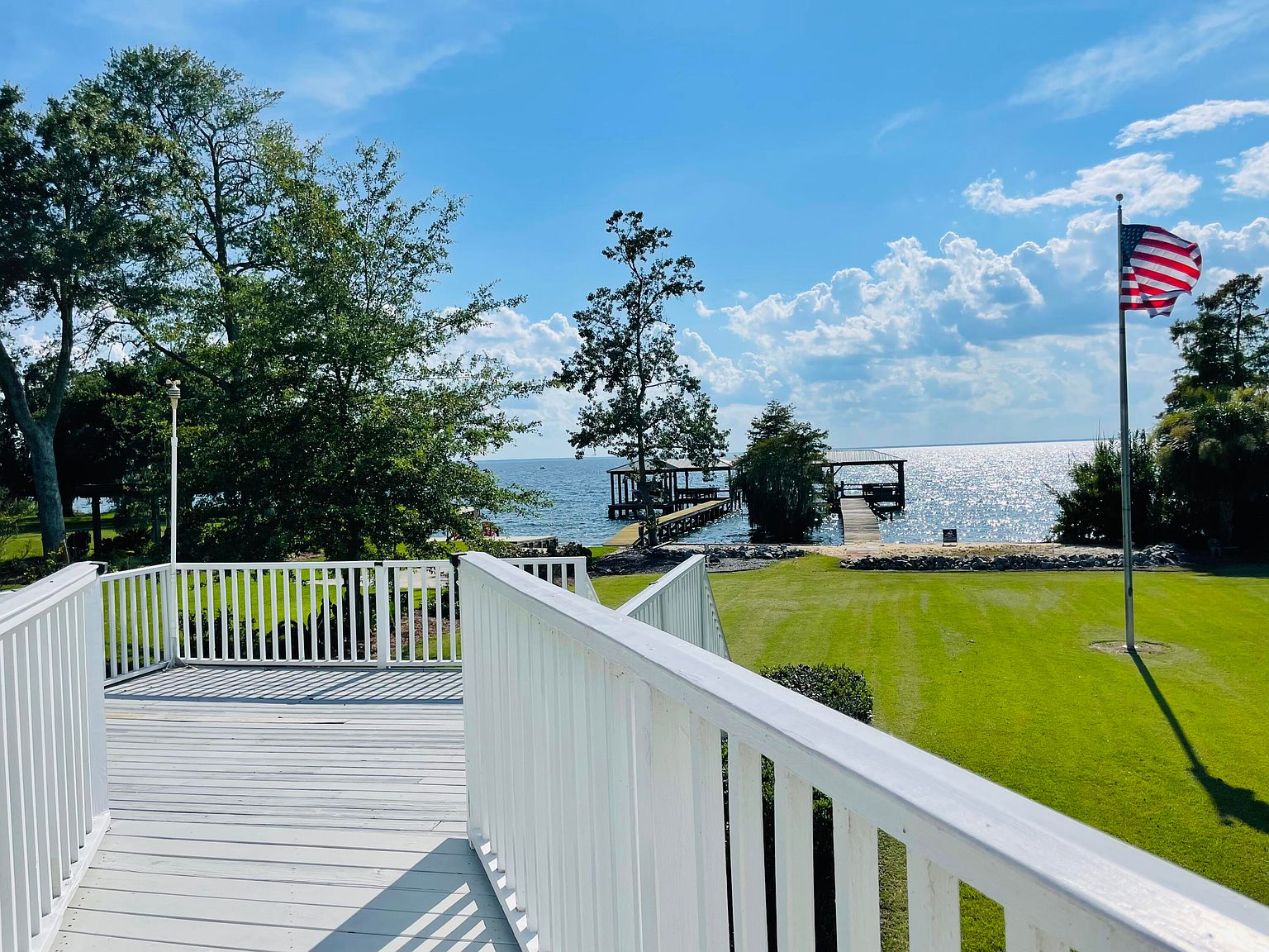 211 N Hampton Dr, Bonneau, SC 29431 MLS 23015052 Zillow