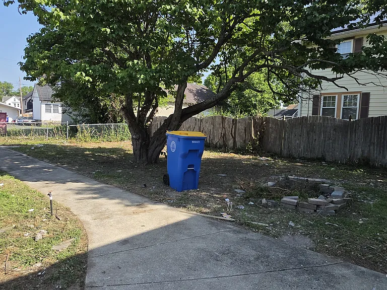 243-245 Cincinnati Ave — Photo 8