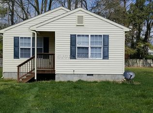 30442 Oak St, Princess Anne, MD 21853