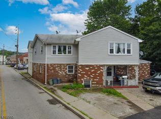 90 Cannonball Rd, Pompton Lakes, NJ 07442