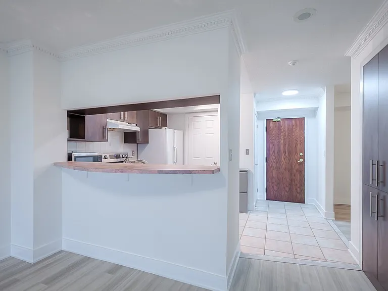190 Manitoba St #511 — Photo 6