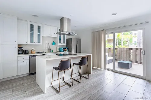 8529 Villa La Jolla Dr #E Photo 1