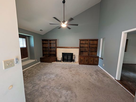 5th image of 16 Overlook Ct