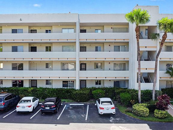 5th image of 3186 VIA POINCIANA #114