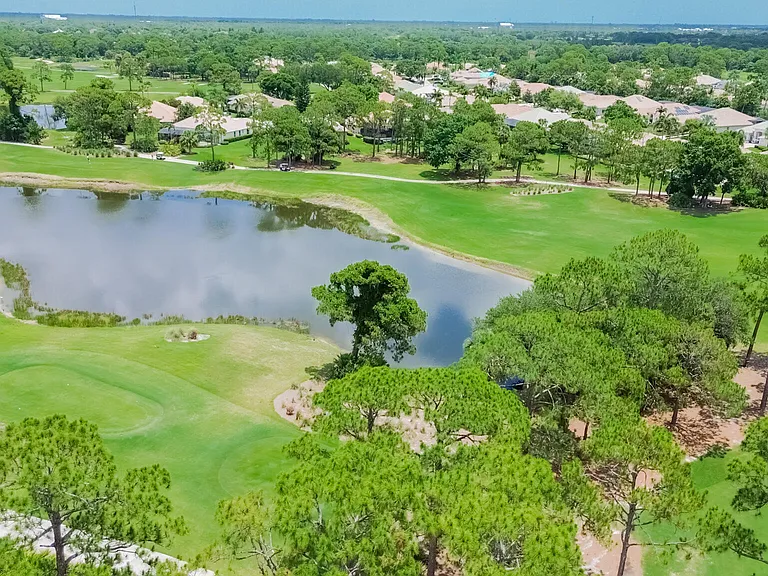 8060 Kiawah Trce — Photo 34