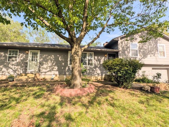 938 Luther St, Emporia, KS 66801