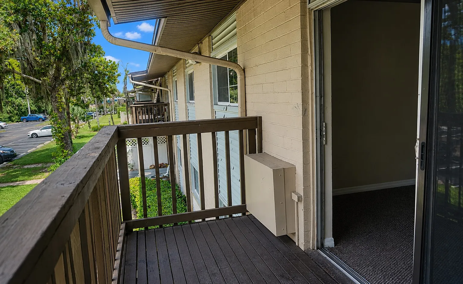 2 bed, 881 sqft, $1,550 — Photo 3