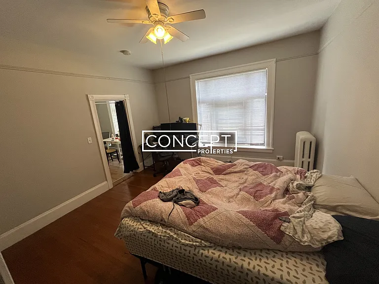 45-47 Baystate Rd — Photo 10
