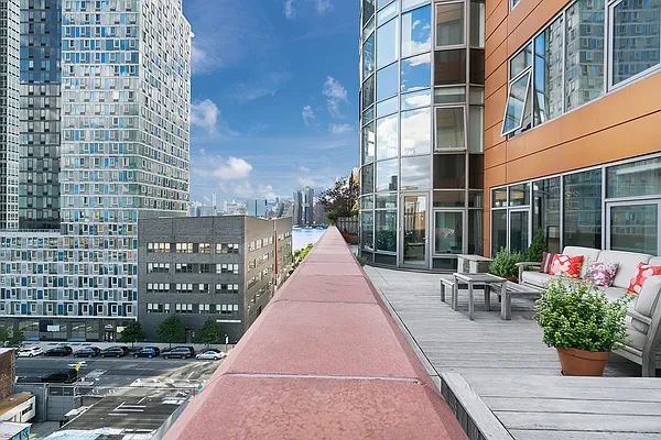 Sold by Corcoran | media 3