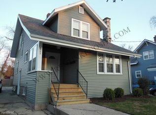 6743 12th Ave, Kenosha, WI 53143