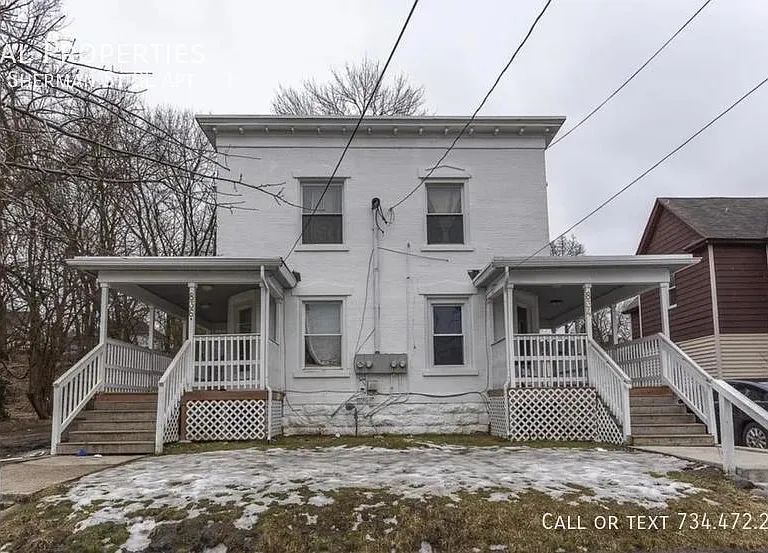 836 Sherman St SE #1 — Photo 2