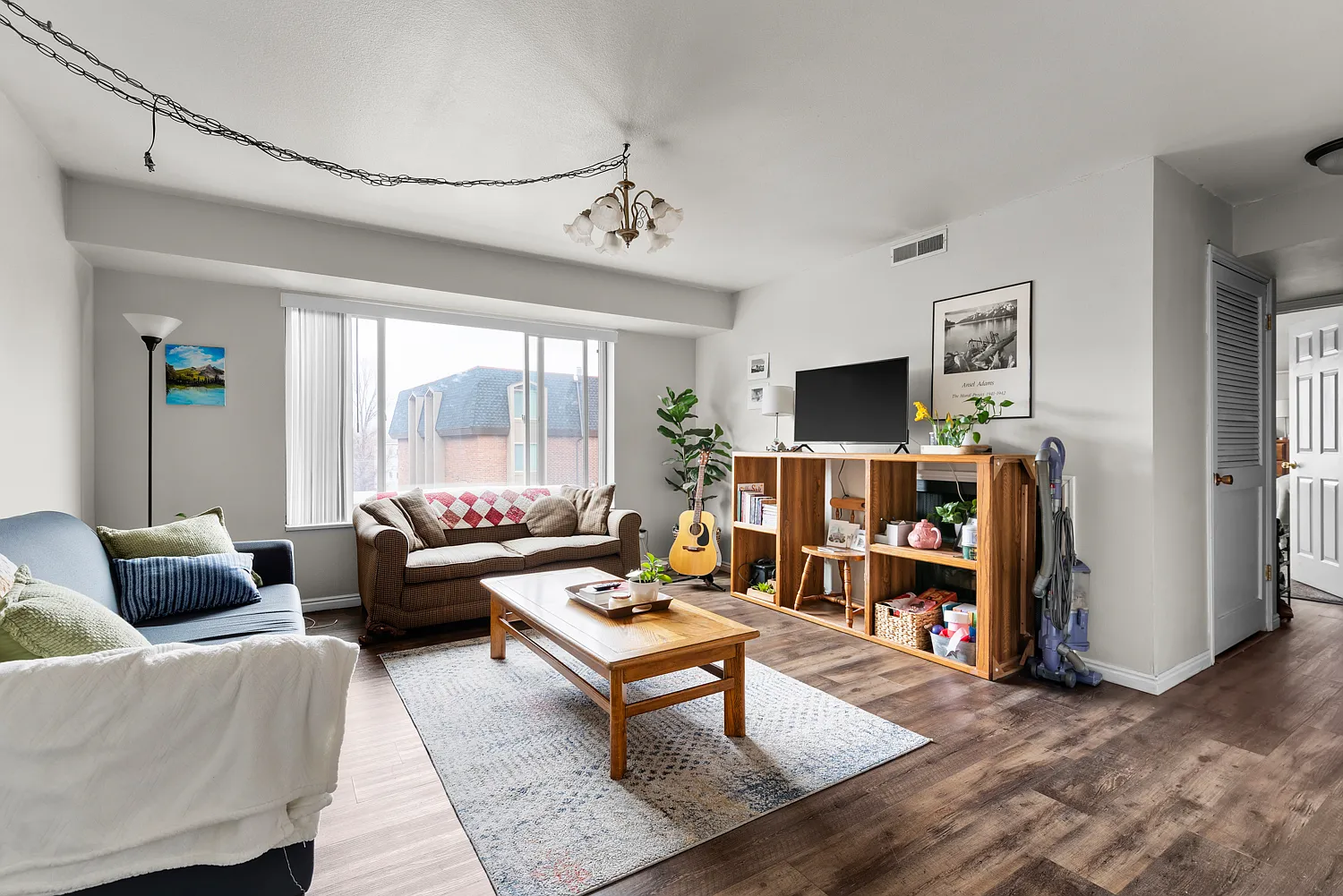 2 bed, 951 sqft, $499 — Photo 2