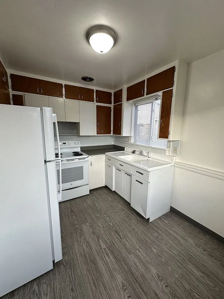 1 bed, 1.0 bath, $795 — Photo 4