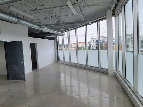 3rd image of 2750 N Elston Ave #202