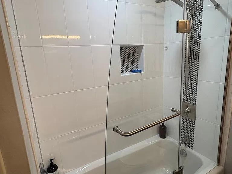 339 Broadway #215 — Photo 12