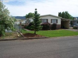 2702 North Ave, La Grande, OR 97850