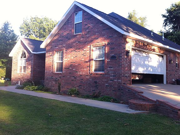 2 Car Garage