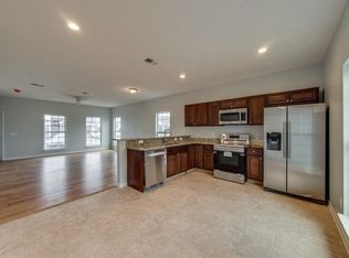3052 Rg Buchanan Dr, La Vergne, TN 37086
