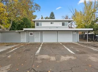 206 4th St APT 2, Roseville, CA