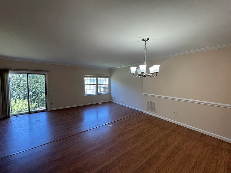 12302 Sleepy Lake Ct — Photo 14