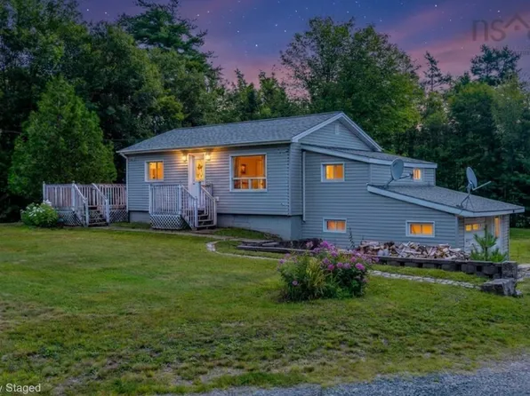 5915 Highway 208, North Brookfield, NS B0T 1X0