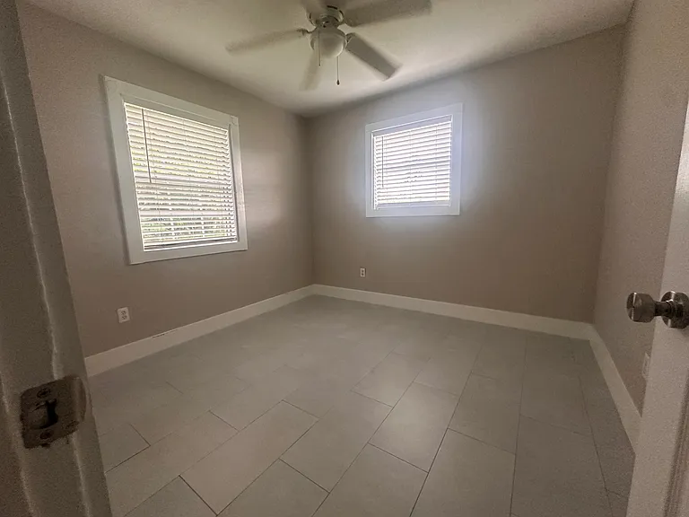 1665 Moreno Ave — Photo 18
