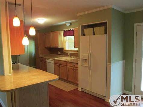 5th image of 708 Glenoaks Dr