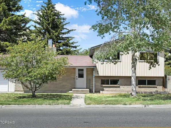 475 W Kelly Ave, Jackson, WY 83001