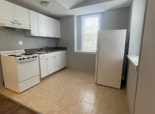 10 Pleasant St APT 201, Fitchburg, MA 01420