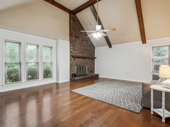 8036 Winding Creek Dr, Germantown, TN 38138