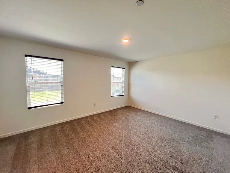 8603 Lunascape Ave — Photo 16
