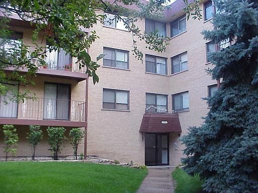 1st image of 7110 W Cullom Ave Unit 310