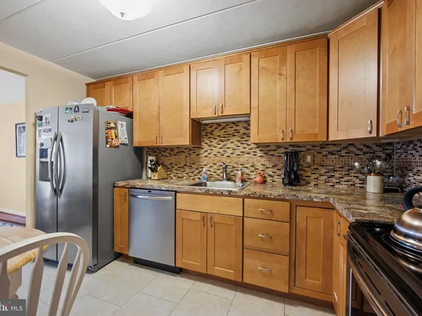 801 S Chester Rd APT 408, Swarthmore, PA 19081