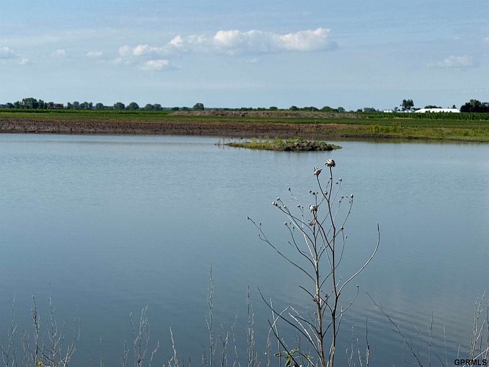 1st image of 385G County Rd E